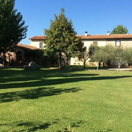 Queen Bed & Breakfast 3*